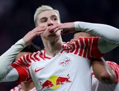 曼联正式签下中锋塞斯科，是为打击利物浦？