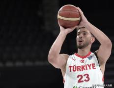 2场轰39+20+16！火箭队申京再次爆发，带队2连胜！可比肩约基奇？