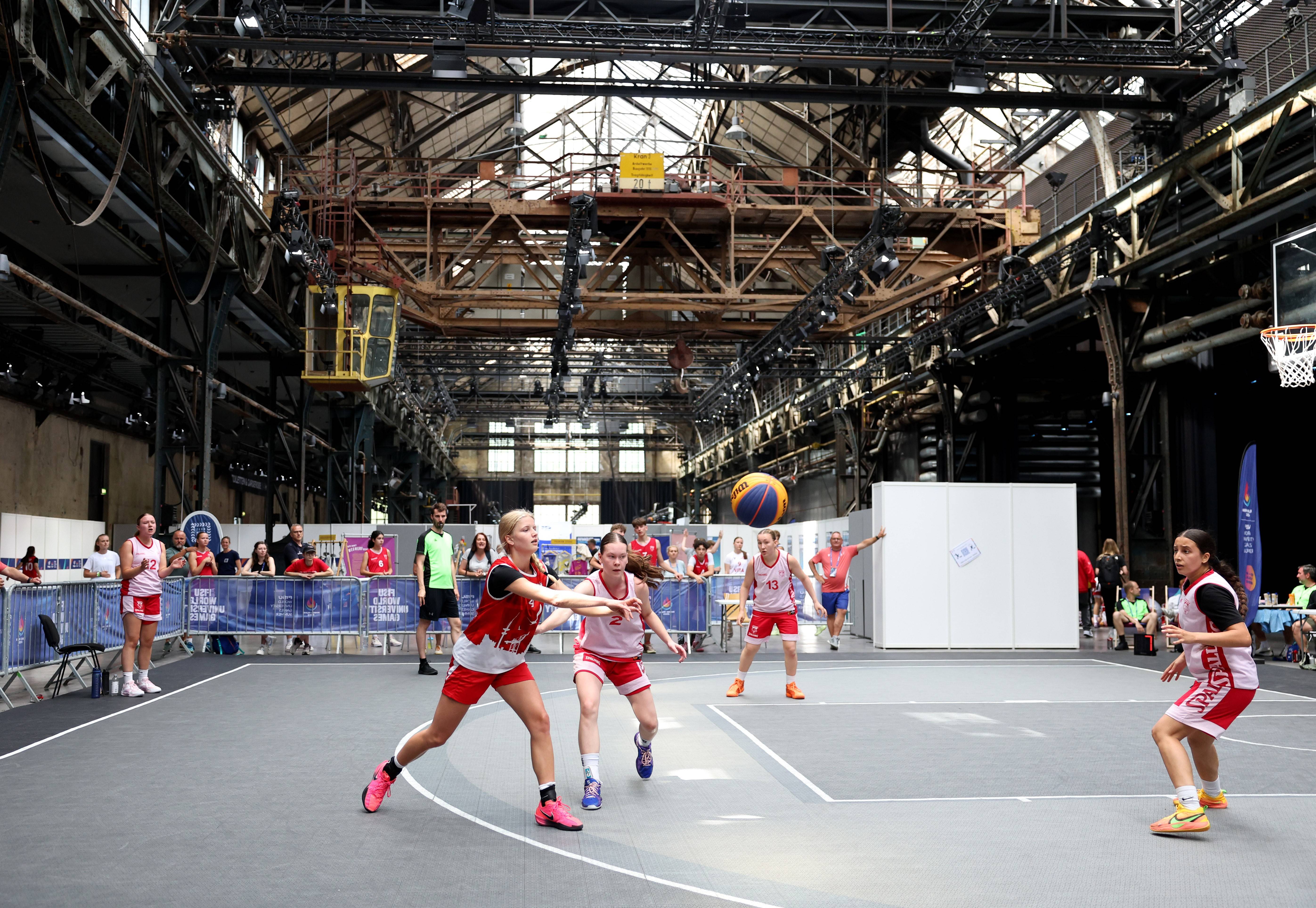 探访莱茵-鲁尔大运会三人篮球比赛场馆——“波鸿世纪厅”