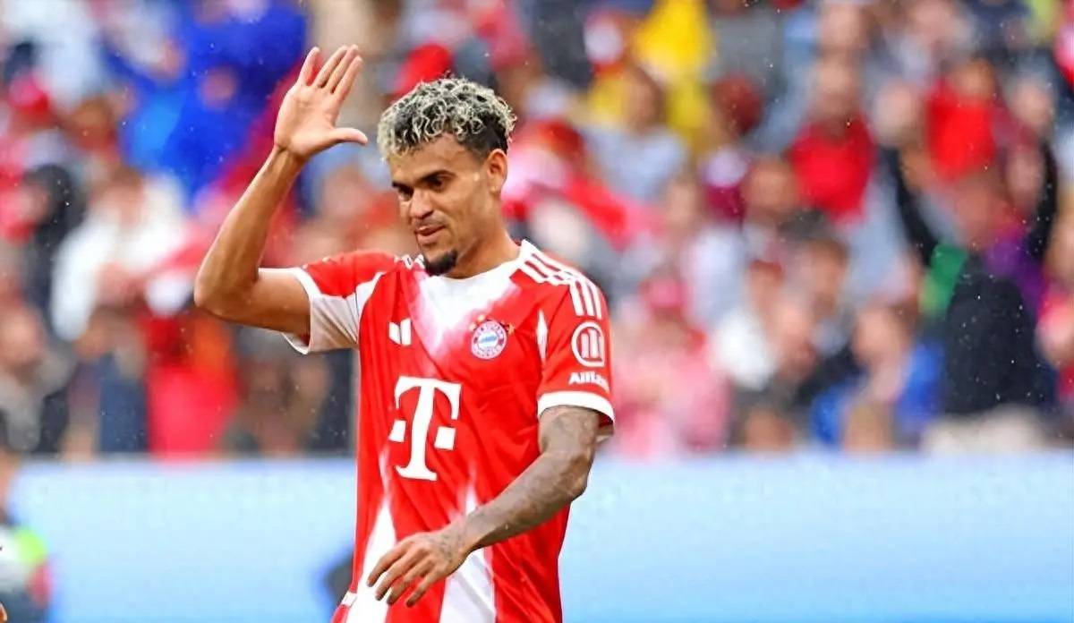 拜仁VS热刺前瞻:拜仁继续检验迪亚斯,热刺已脱胎换骨?(bai ren re ci qian zhan bai ren ji xu jian yan di ya si re ci yi tuo tai huan gu)