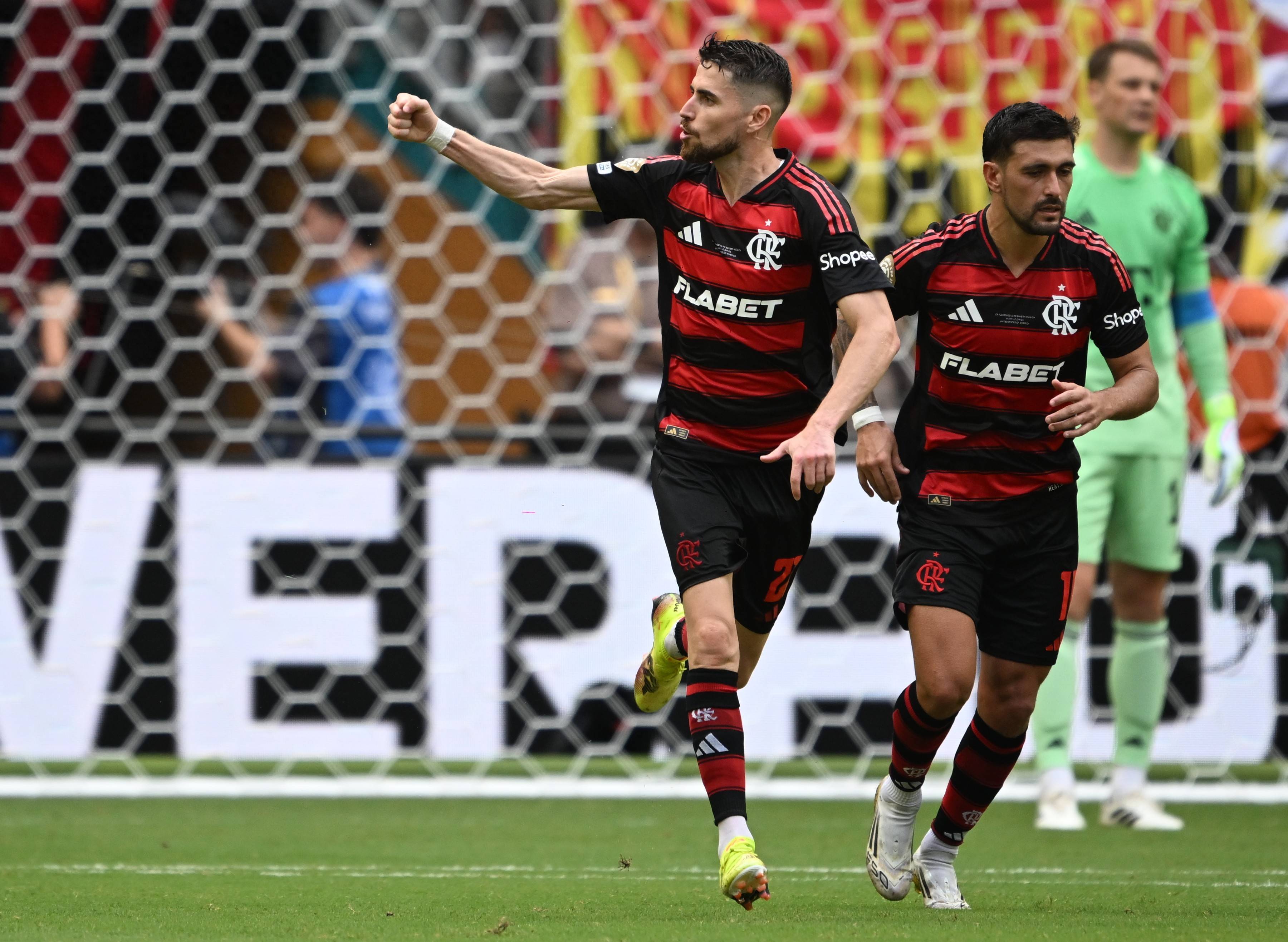 足球世俱杯｜拜仁慕尼黑晋级八强(zu qiu shi ju bei bai ren mu ni hei jin ji ba qiang)