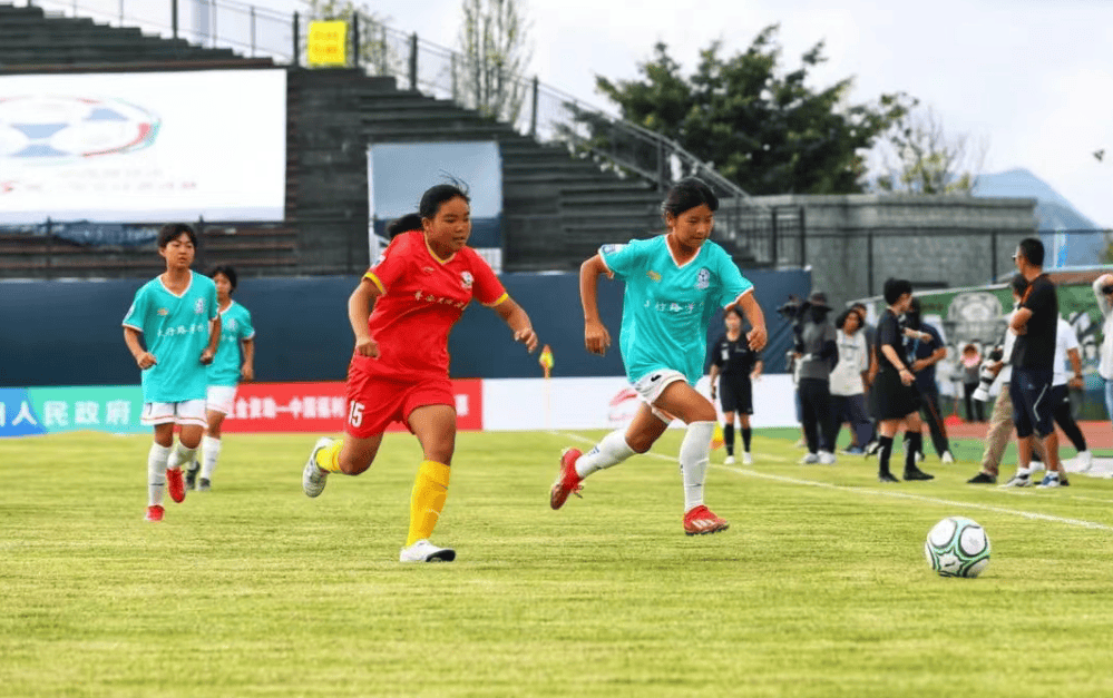 “百队千场”足球青训夏季“连”赛丨搭建中西部青少年足球交流平台 播撒足球梦想的种子