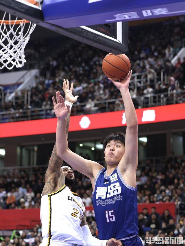 杨瀚森开启单独试训之旅!首战造访波特兰开拓者,自评“节奏很快需努力适应”(yang han sen kai qi dan du shi xun zhi lyu shou zhan zao fang bo te lan kai tuo zhe zi ping jie zou hen kuai xu nu li shi ying)