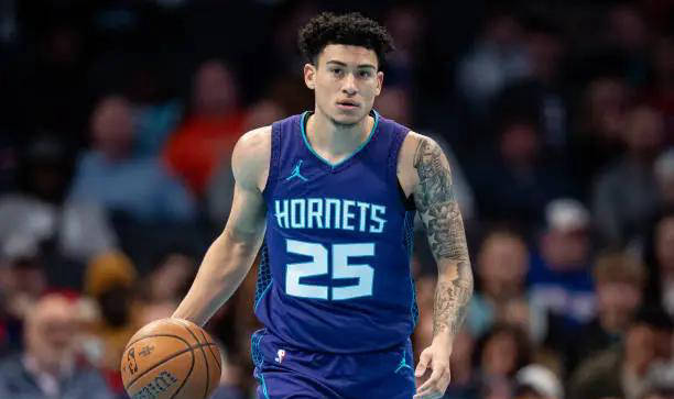 夏洛特黄蜂后场新星辛普森：下赛季能否取得突破？(xia luo te huang feng hou chang xin xing xin pu sen xia sai ji neng fou qu de tu po)