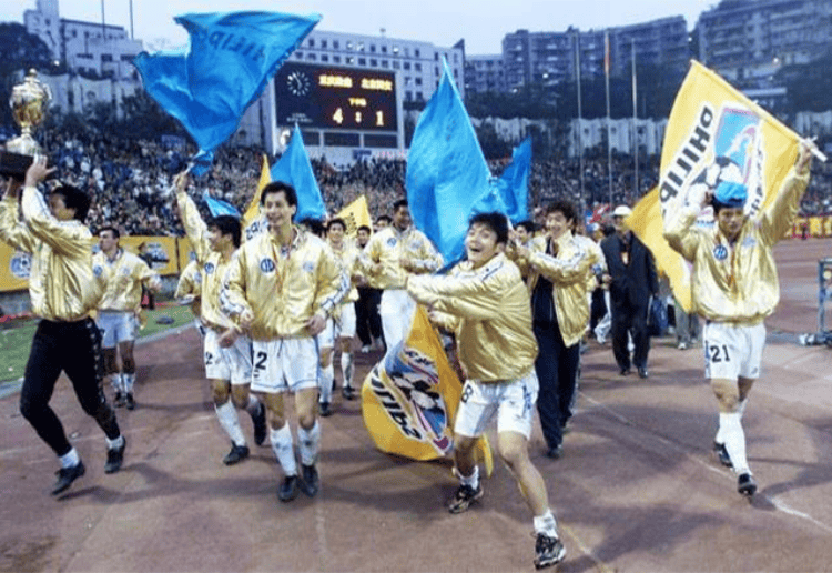 一文回顾重庆足球百年史:修建西部首个足球场,70多年前独自拥有3支专业球队