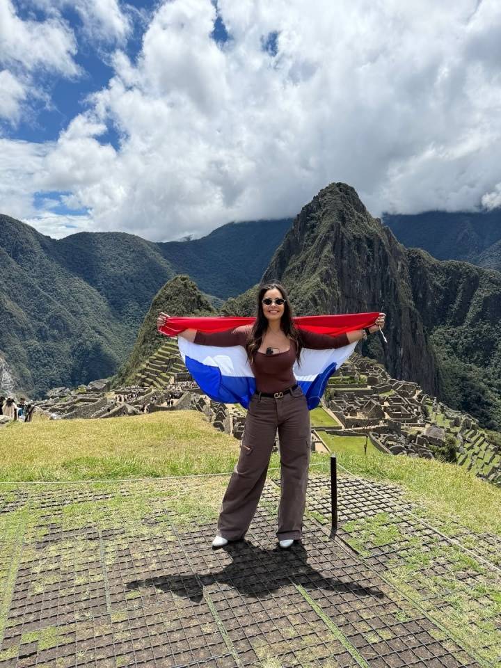 15年了!巴拉圭“乳神”完成足球评论员首秀,南非世界杯惊艳全球