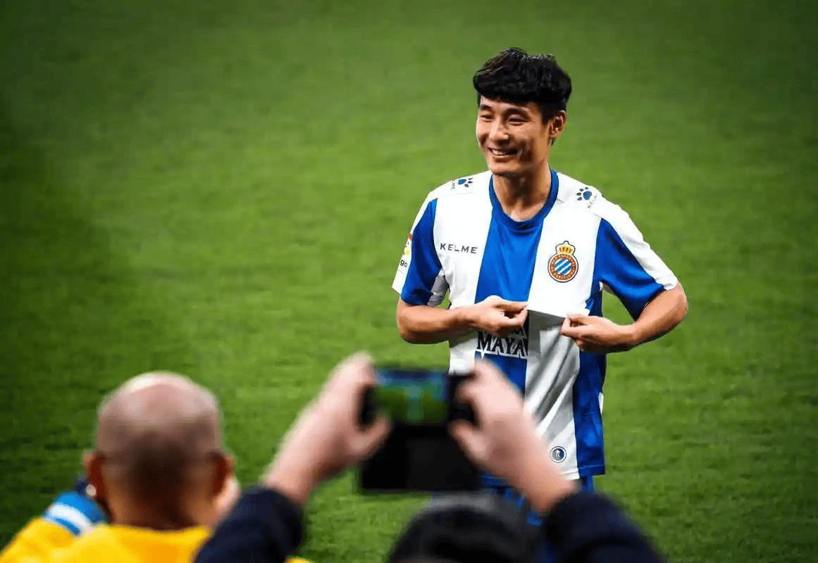 曾签武磊,1亿买西班牙人队,时隔10年出售,陈雁升赚到多少钱?