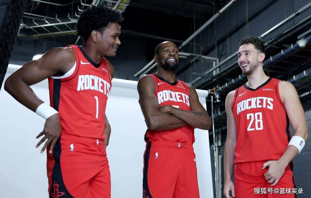 重返休斯顿？威少和火箭适配性如何？(chong fan xiu si dun wei shao he huo jian shi pei xing ru he)
