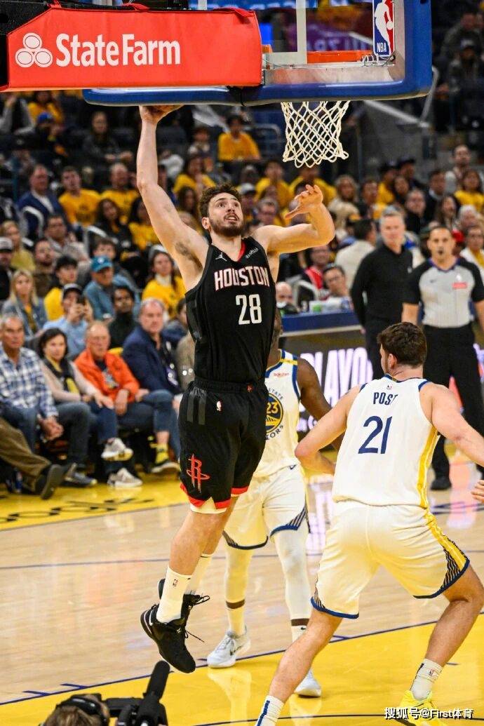 新赛季前瞻—休斯顿火箭：青年军的蜕变与冠军豪赌(xin sai ji qian zhan xiu si dun huo jian qing nian jun de tui bian yu guan jun hao du)